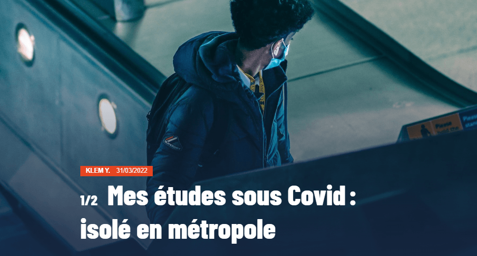 Miniature de l'article "Mes études sous Covid : isolé en métropole". Un homme monte dans un escalator. Il est seul, et jette un coup d'œil derrière lui.